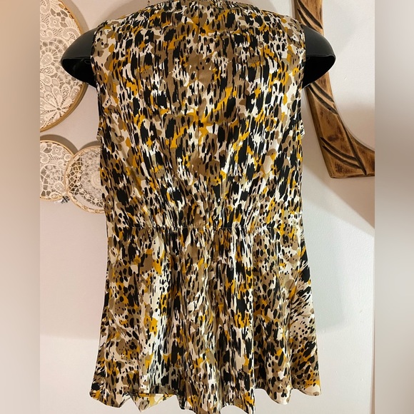 Banana Republic cowl-neck animal print sleeveless top - Picture 7 of 15